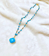 Load image into Gallery viewer, Turquoise Clover Necklace
