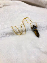 Load image into Gallery viewer, Tigers Eye Crystal Necklace
