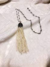 Load image into Gallery viewer, Pearl Tassel Necklace
