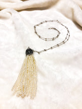 Load image into Gallery viewer, Pearl Tassel Necklace
