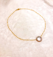 Load image into Gallery viewer, Pearl Coin Necklace
