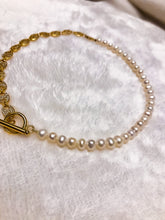 Load image into Gallery viewer, Pearl &amp; Pave Anchor Chain Necklace
