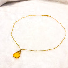 Load image into Gallery viewer, Gold Quartz Satellite Necklace
