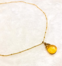 Load image into Gallery viewer, Gold Quartz Satellite Necklace
